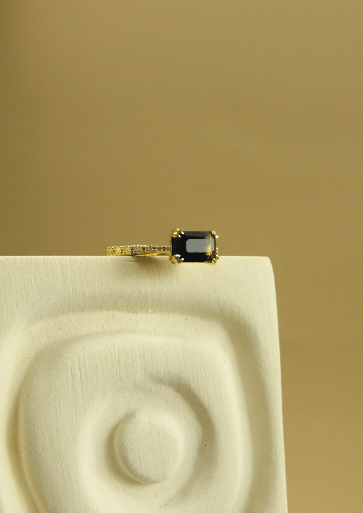 The Celine 18ct Yellow Gold Ring with 2.16ct Emerald Cut Parti Sapphire - Molten Store