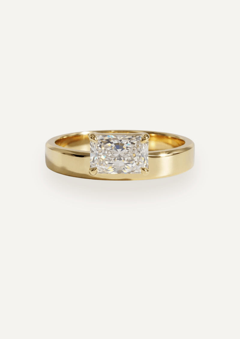 The Cleo Ring with Radiant Diamond