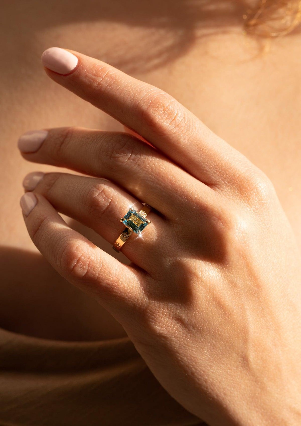 The Stella Ring with Emerald Cut Aquamarine design detail