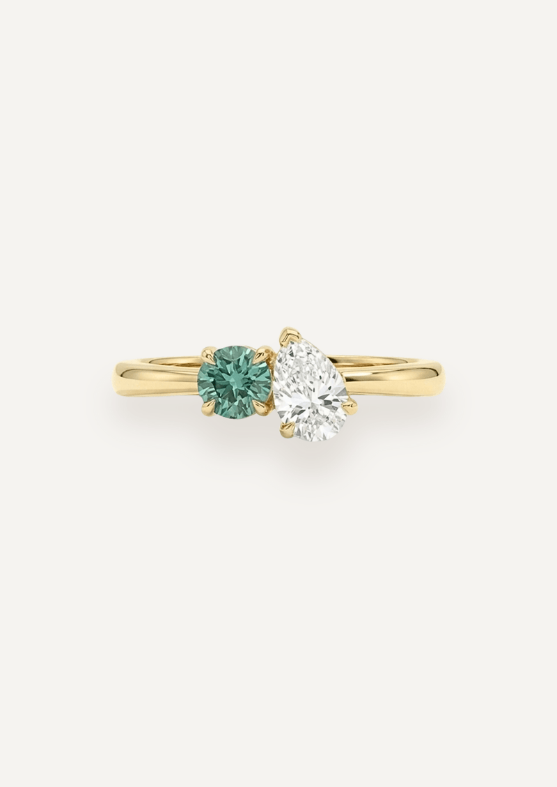 The Toi Et Moi Ring with Round Brilliant Sapphire and Pear Diamond (1.28ct TCW)