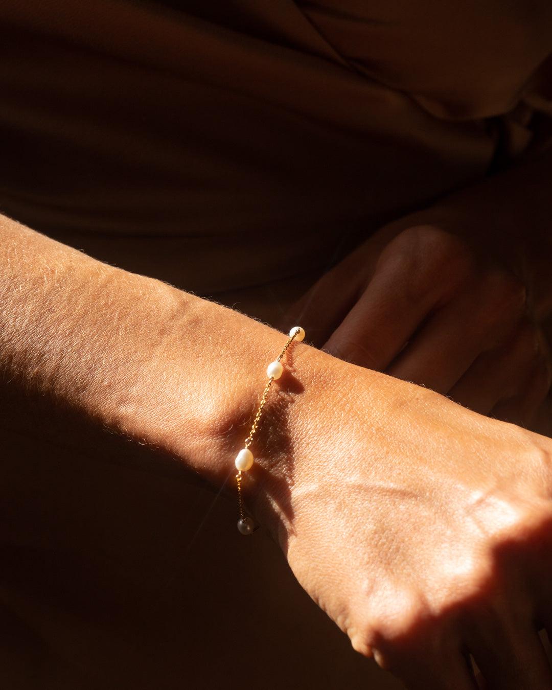 The Lorelai Gold & Pearl Bracelet