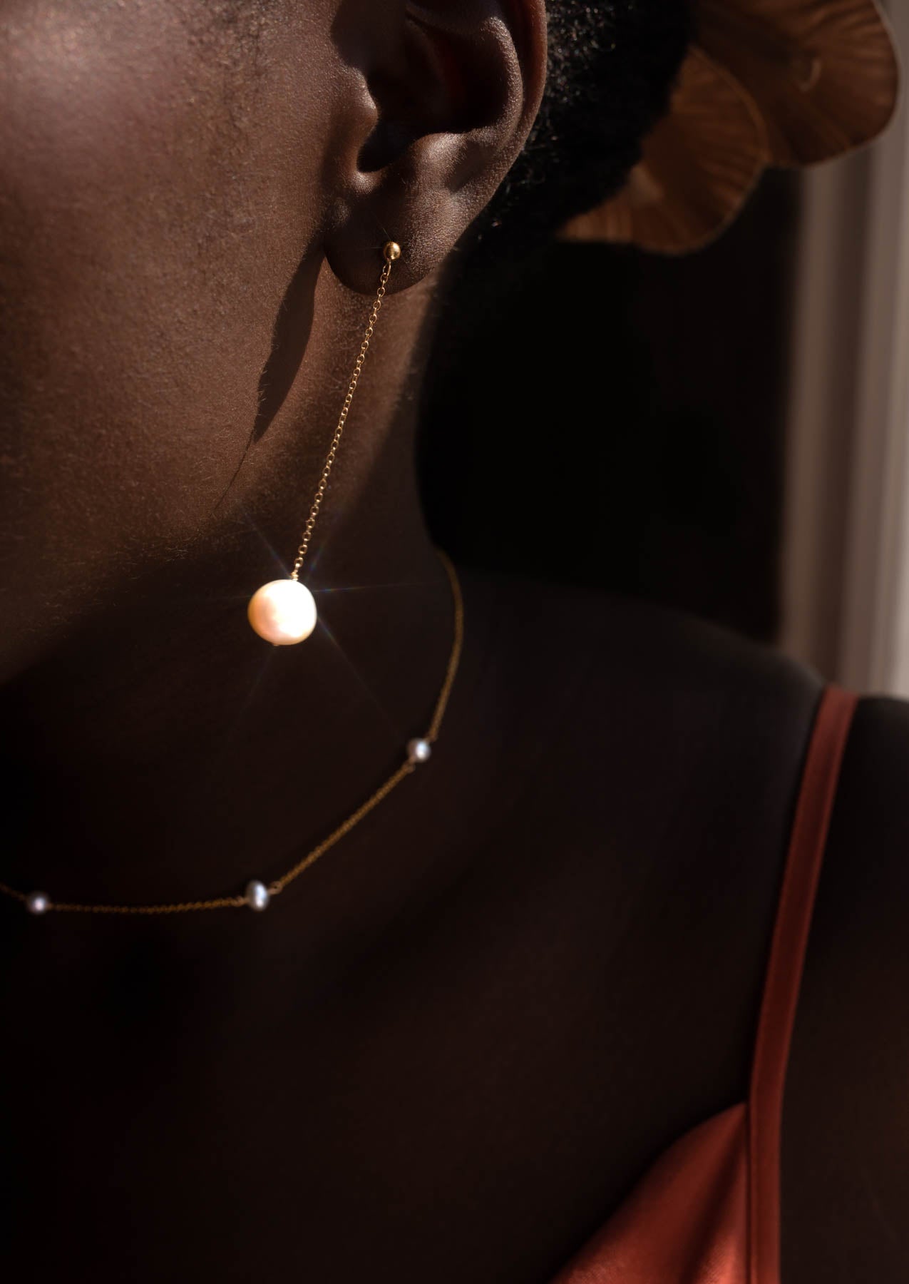 The Dua Pearl Drop Earrings