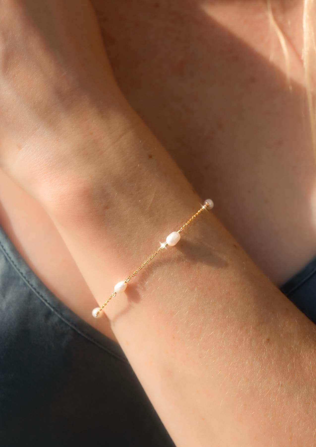 The Lorelai Gold & Pearl Bracelet