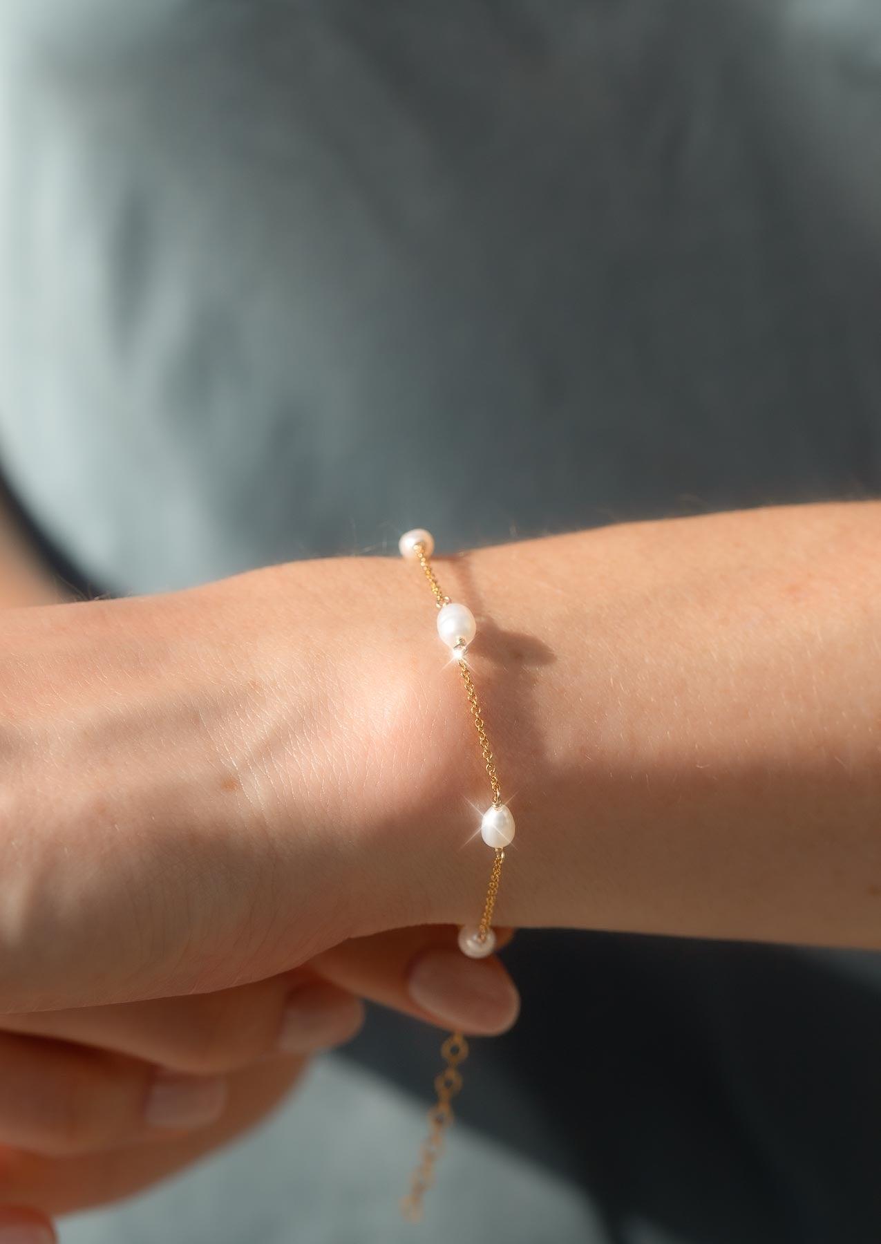 The Lorelai Gold & Pearl Bracelet