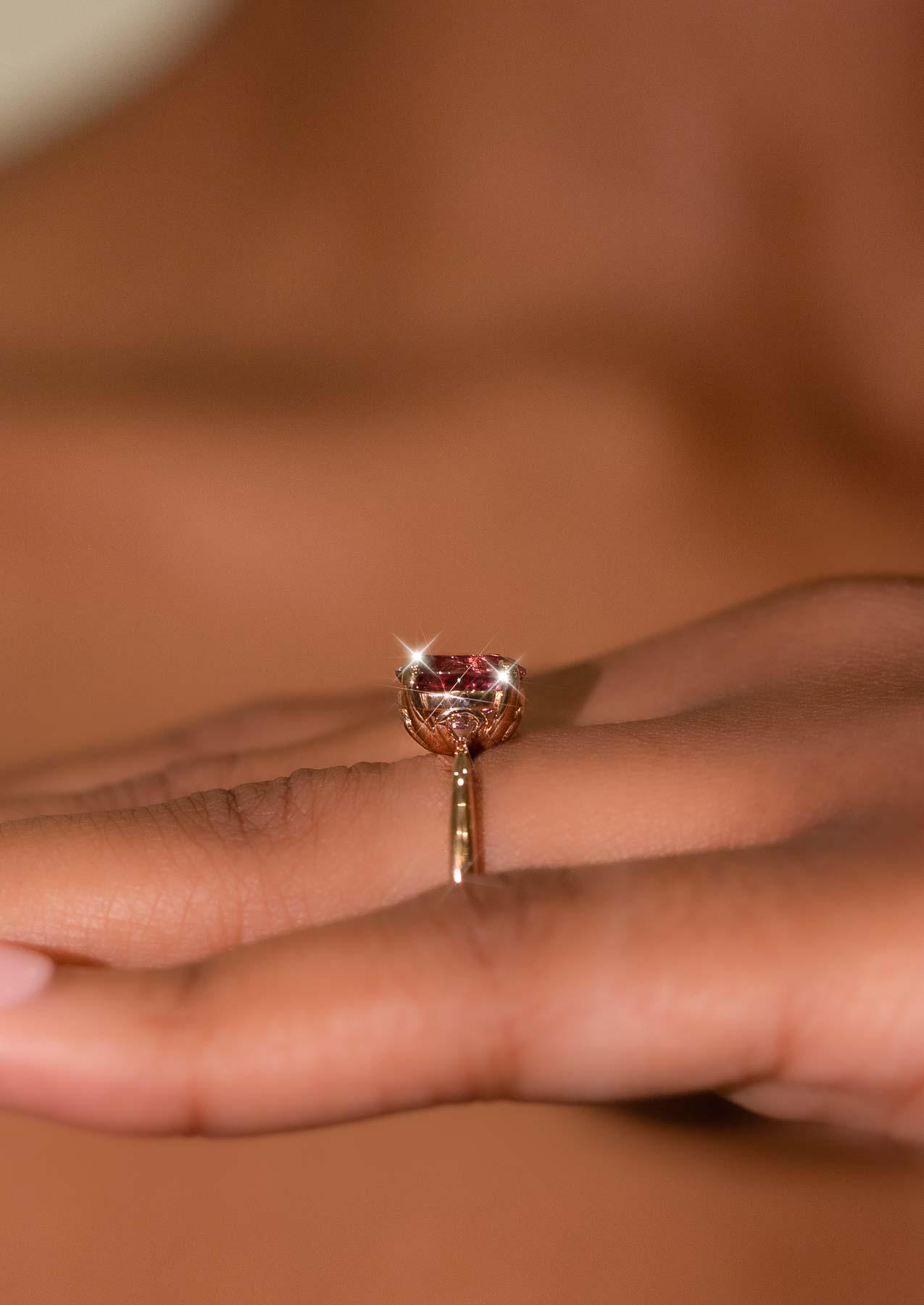 The June Ring with 2.95ct Oval Cherry Spinel - Molten Store