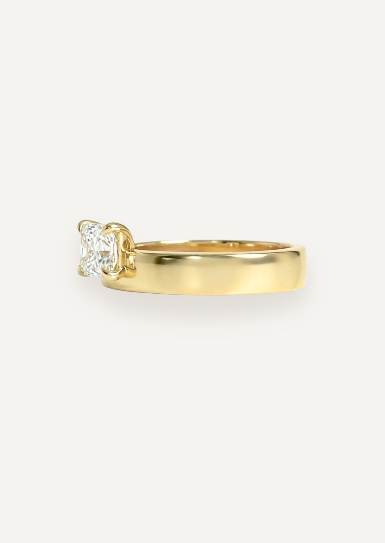 The Cleo Ring with Radiant Cut Diamond