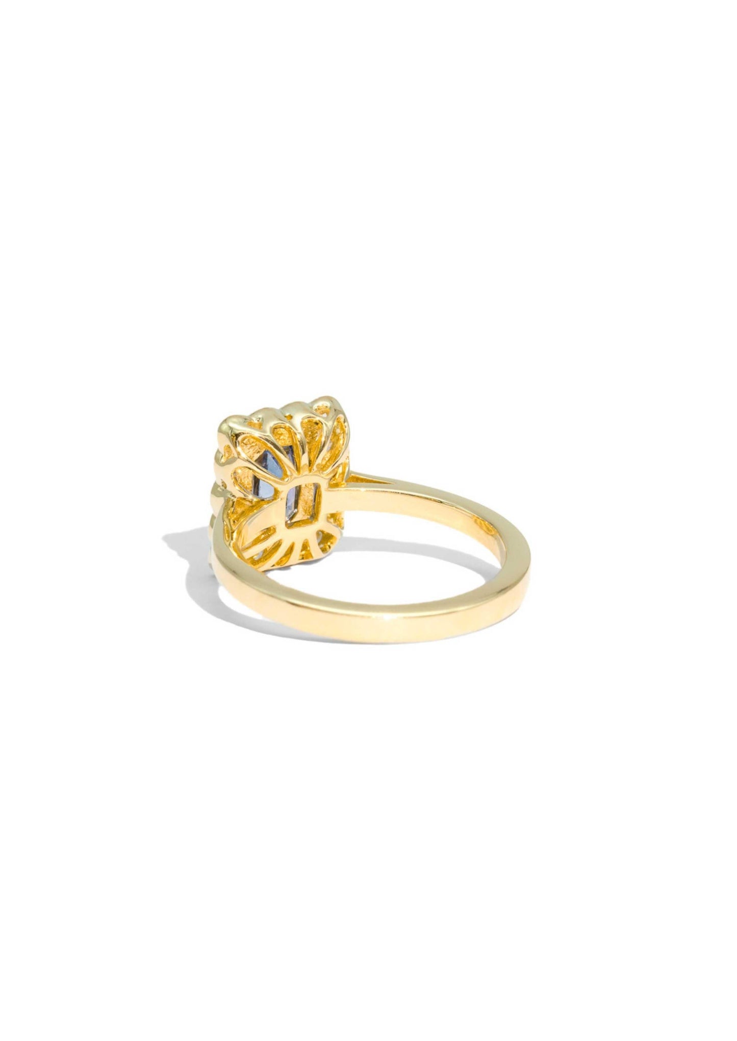 The Hazel 0.98ct Ceylon Sapphire Ring