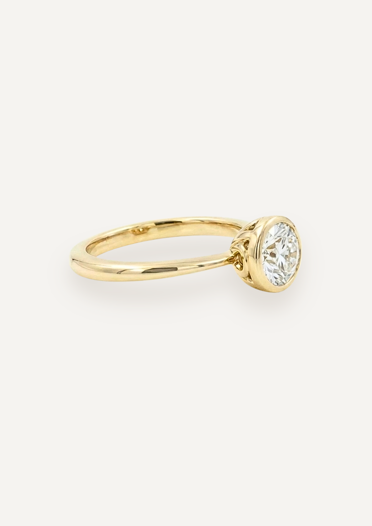 The Isabel Ring with Round Cut Diamond design detail