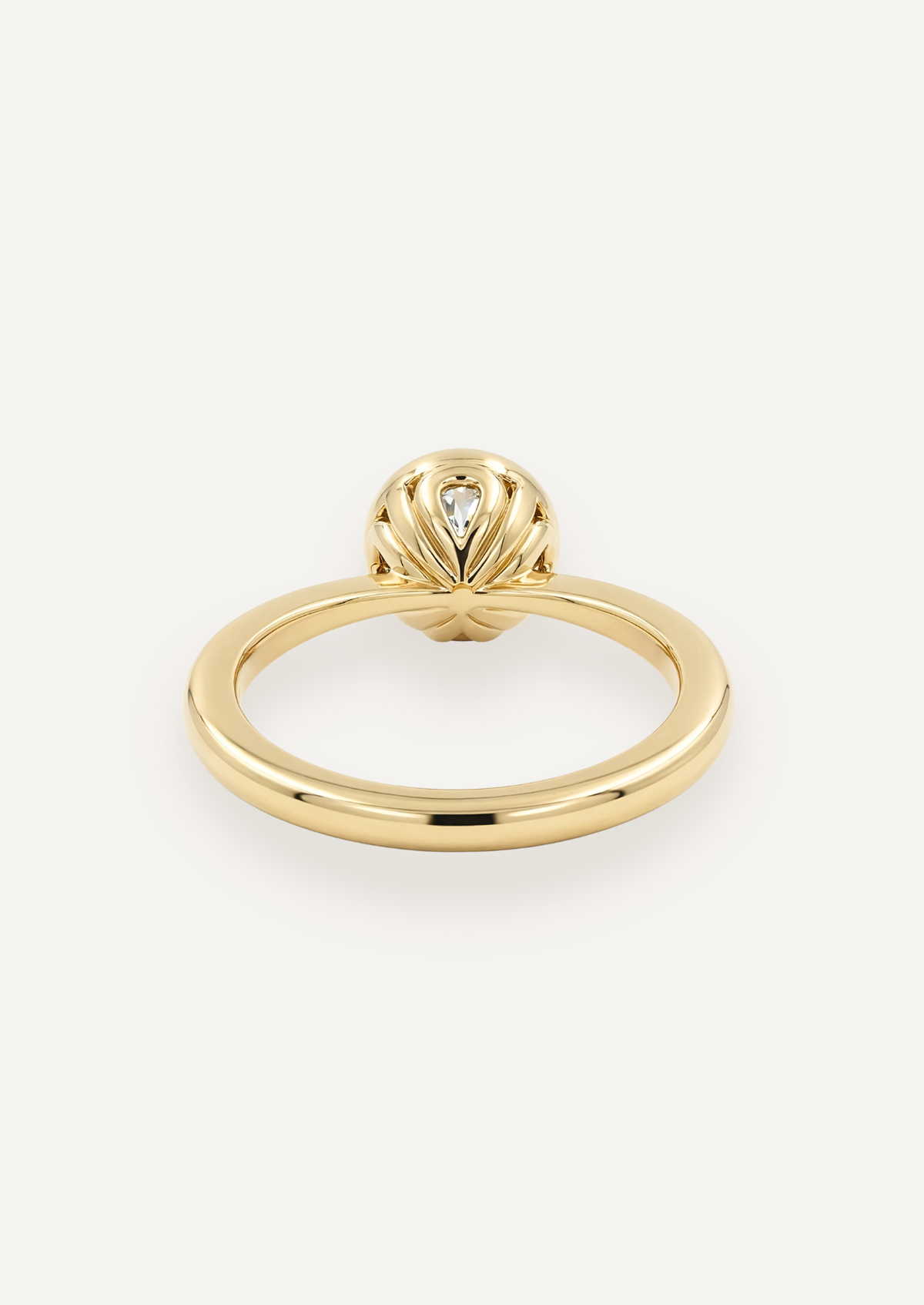 The Isabel Ring with Round Cut Diamond