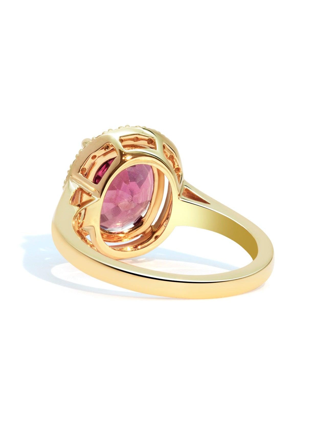 The Iris Ring with 4.4ct Oval Spinel - Molten Store