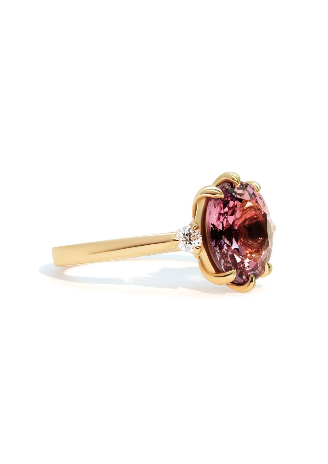 The Esme Ring with 4.25ct Oval Spinel - Molten Store