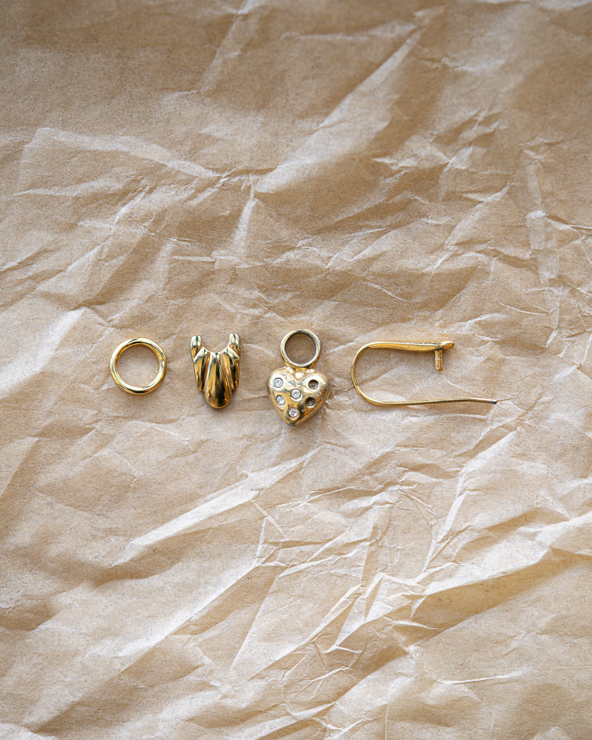Existing gold or platinum considered separately from any retained stones