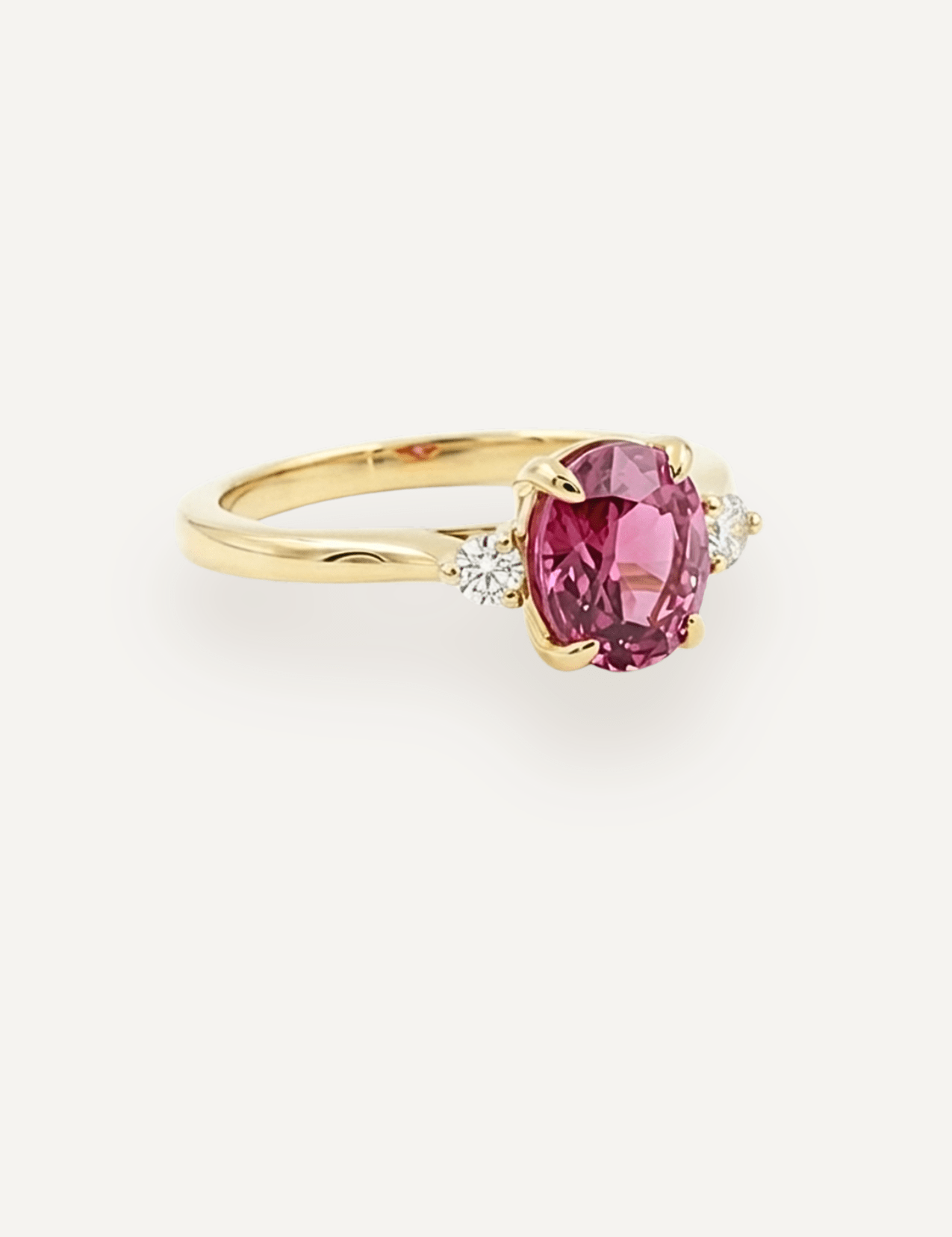 The Ada Ring with 2.5ct Oval Cut Spinel - Molten Store