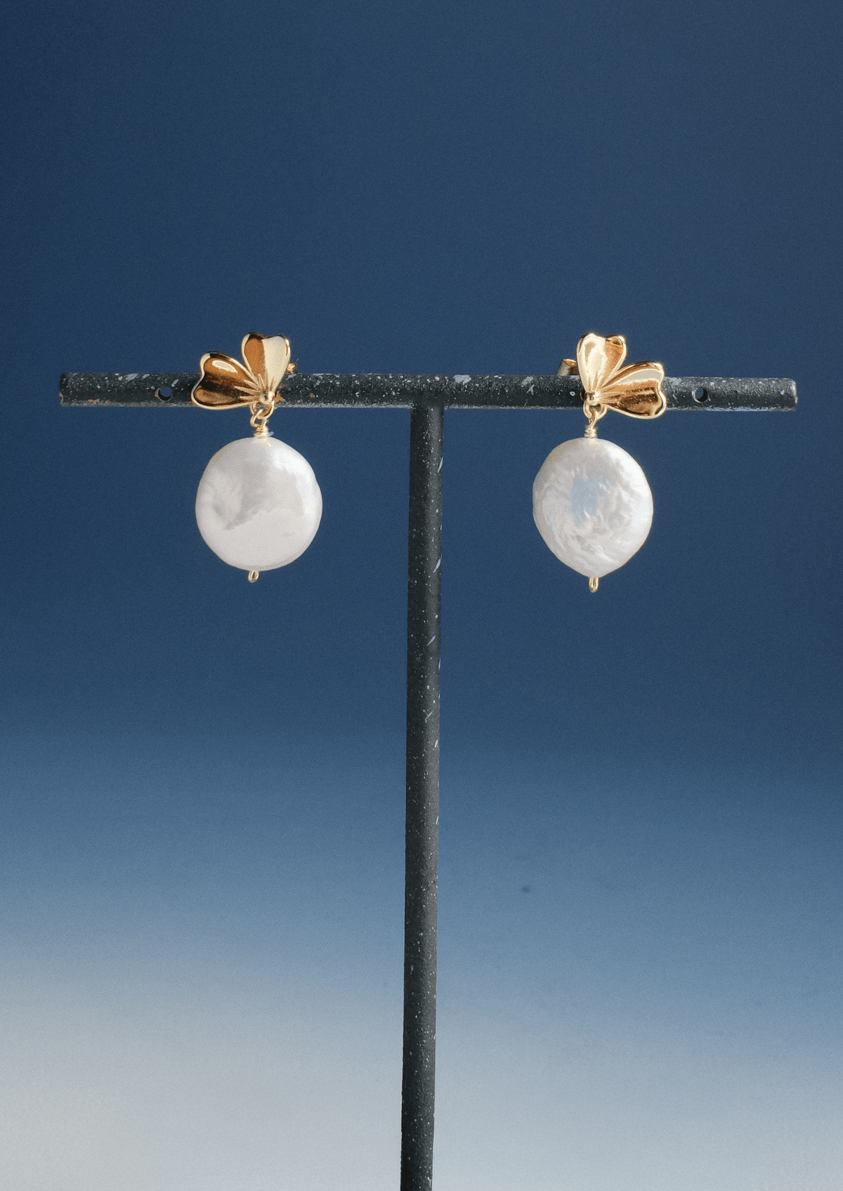 The Bloom Gold Vermeil Pearl Earrings - Molten Store