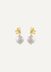 The Bloom Gold Vermeil Pearl Earrings - Molten Store
