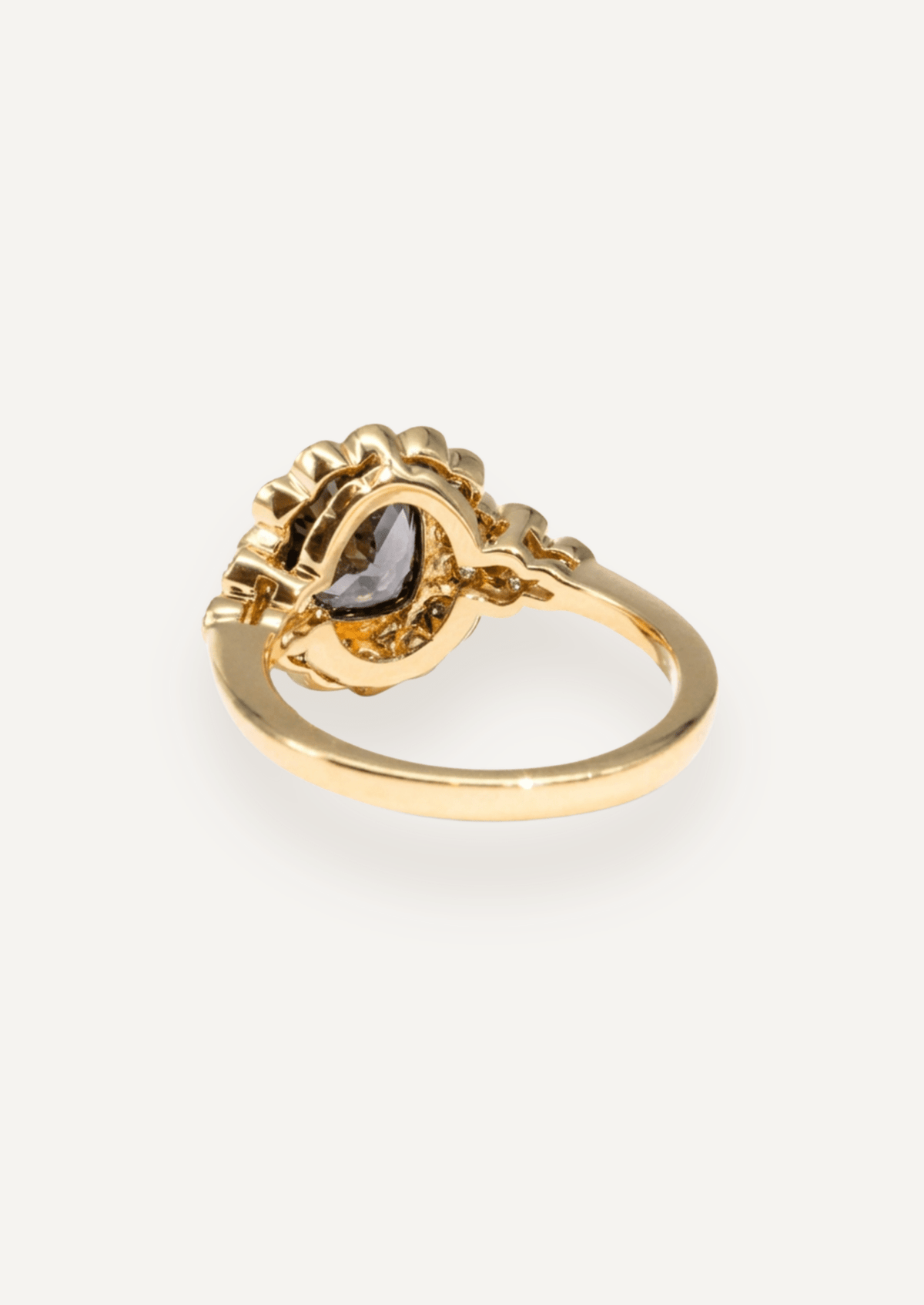 The Cosima Ring with 1.06ct Spinel - Molten Store