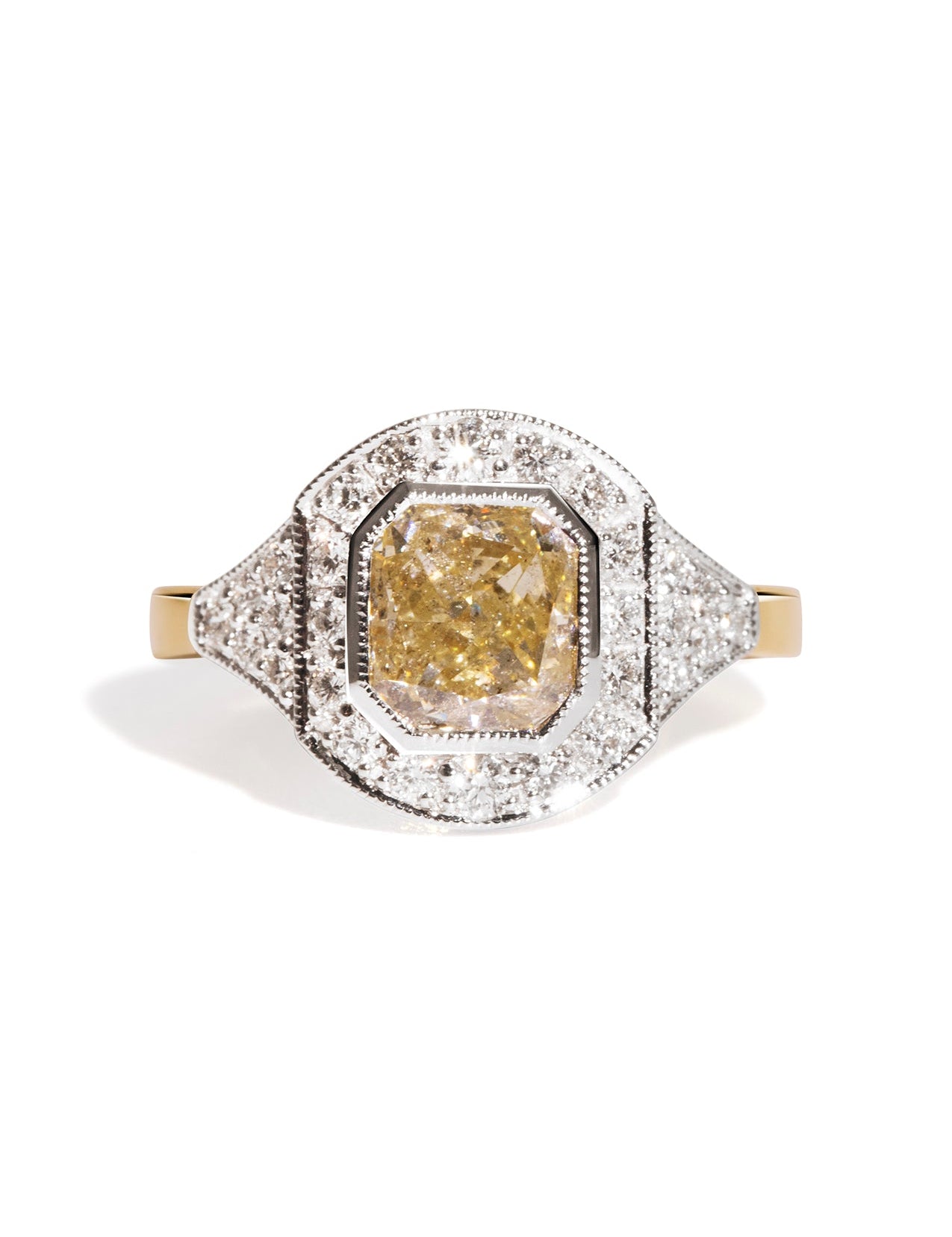 The Ebony 18ct Yellow Gold Ring with Radiant Cut Yellow