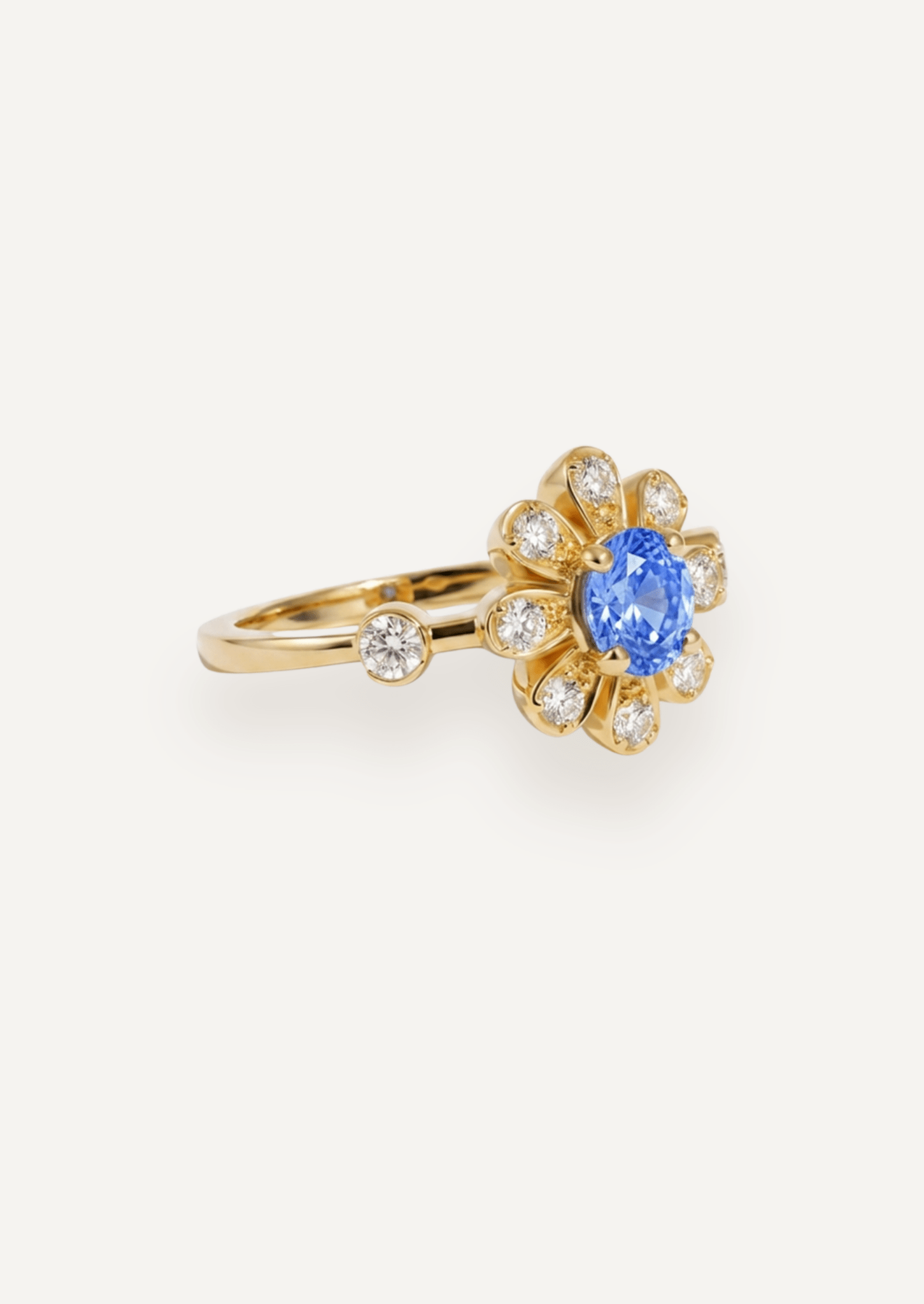 The Flora Ring with 1.03ct Oval Ceylon Sapphire - Molten Store