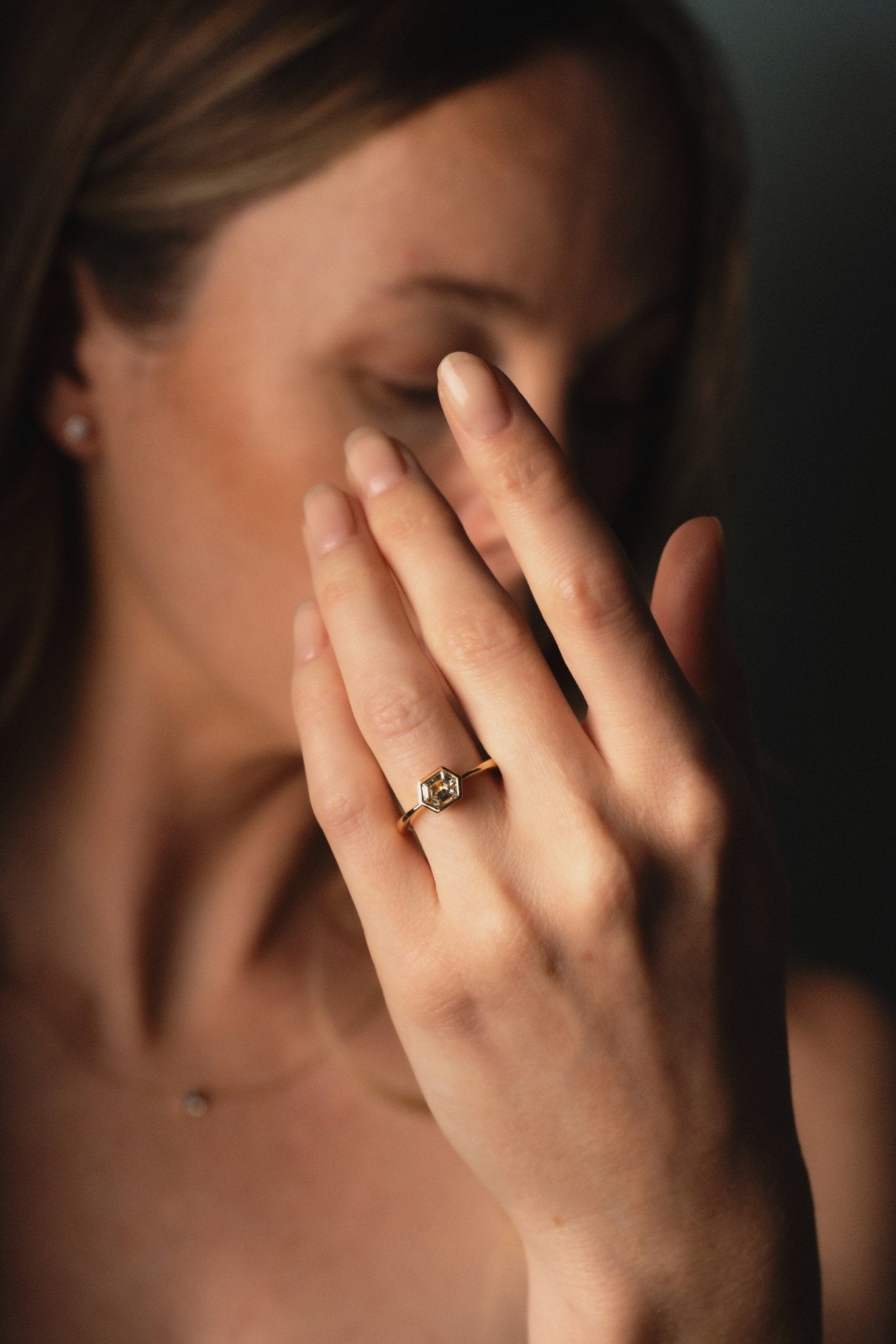 The Isabel Ring with Hexagon Cut Green Sapphire - Molten Store