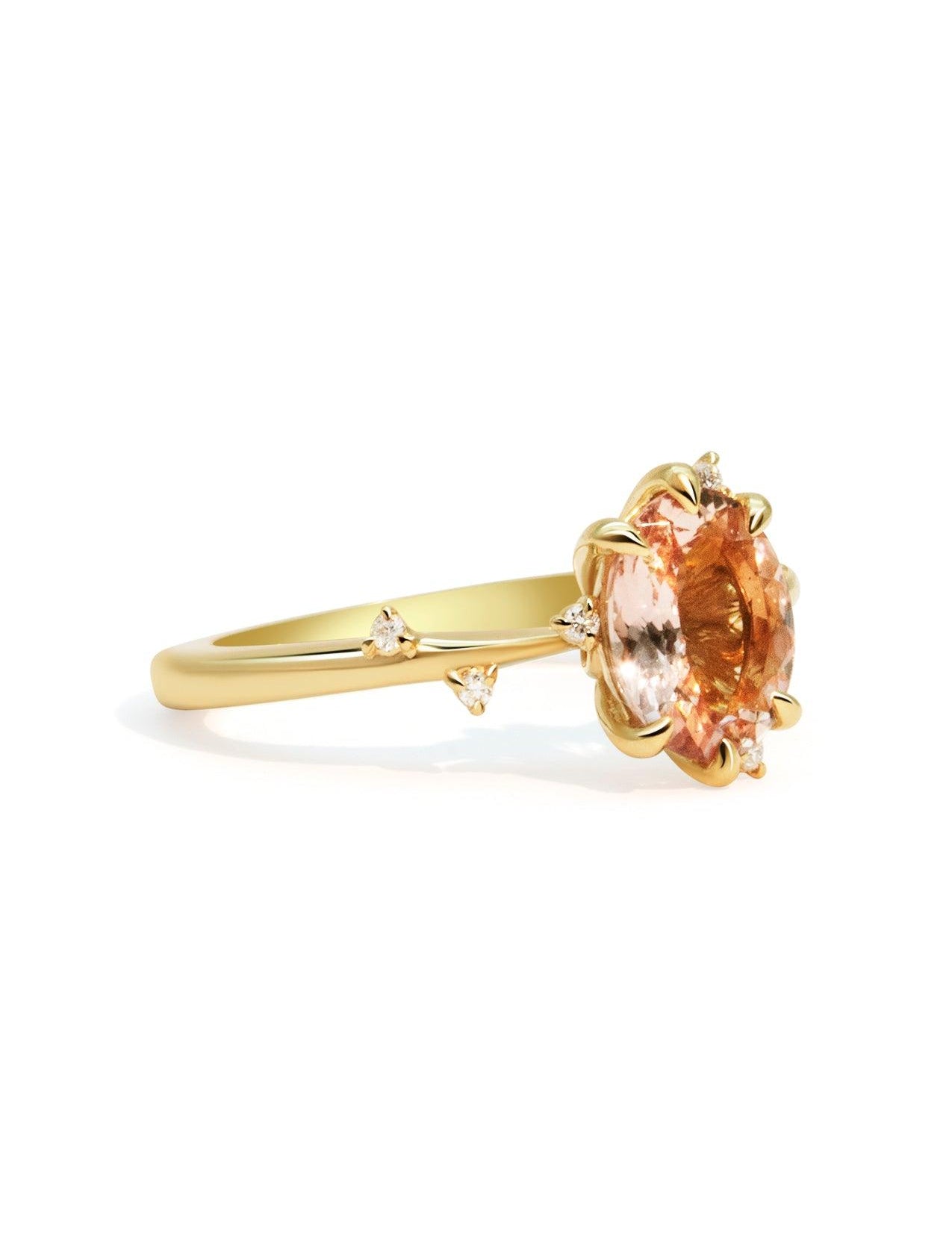 The Juniper Ring with 1.28ct Oval Morganite - Molten Store
