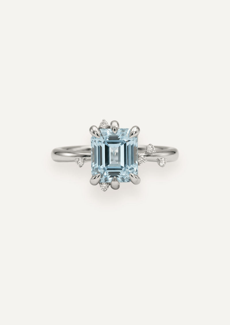 The Juniper Ring with Emerald Aquamarine