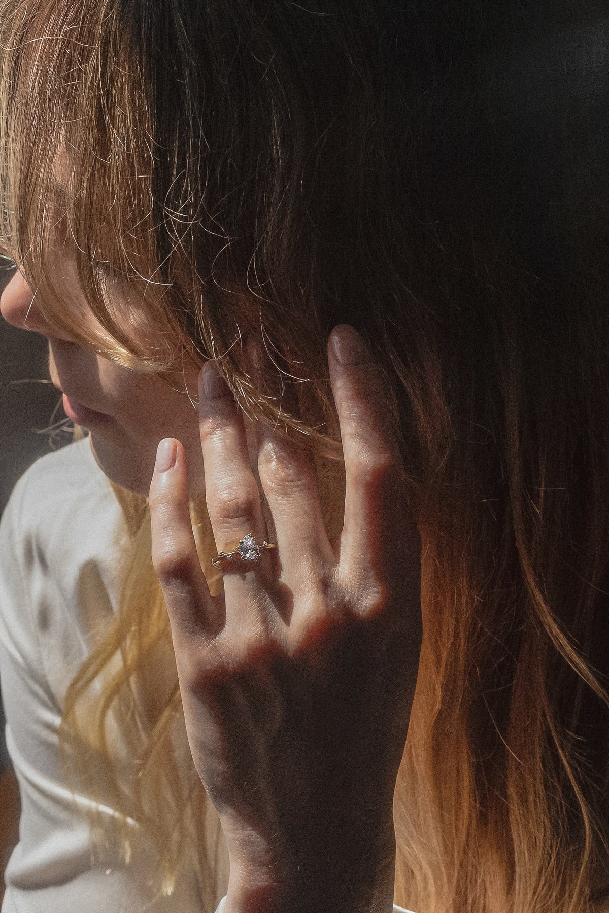 The Juniper Solitaire Ring - Molten Store