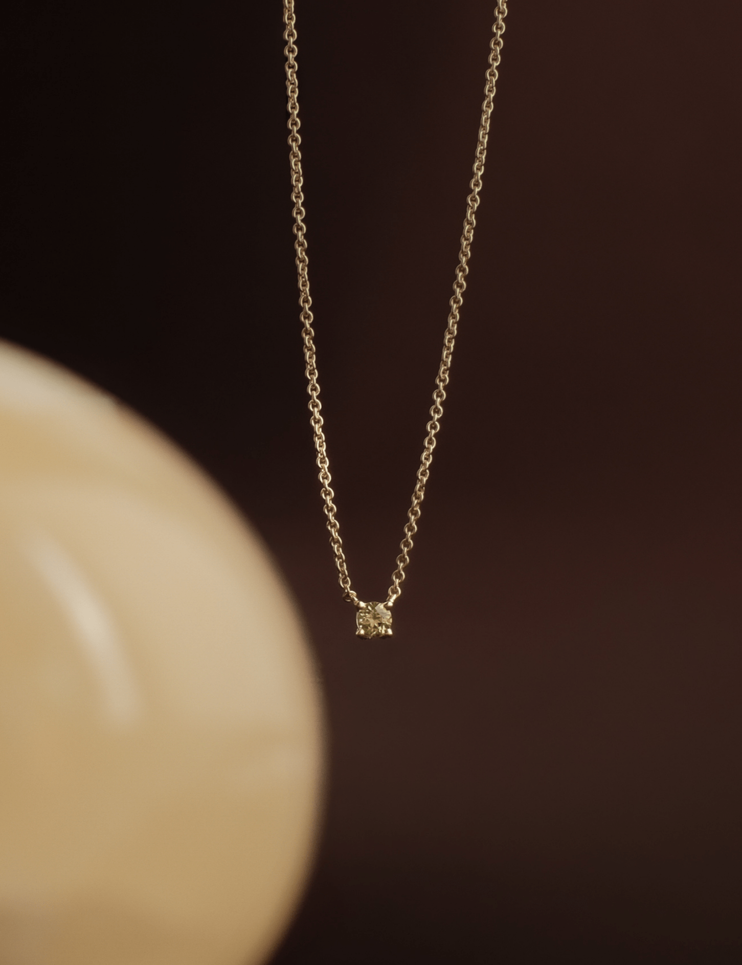 The Lennon 9ct Gold Peridot Pendant Necklace - Molten Store