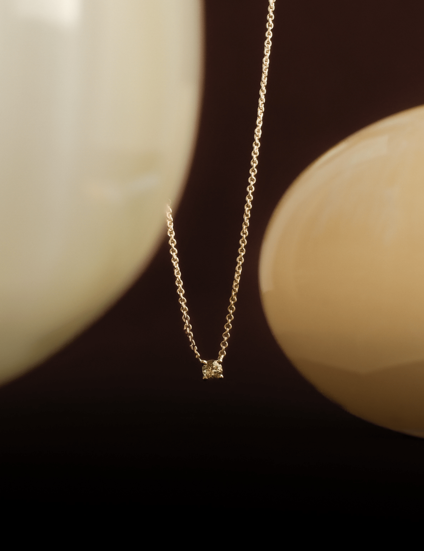 The Lennon 9ct Gold Peridot Pendant Necklace - Molten Store