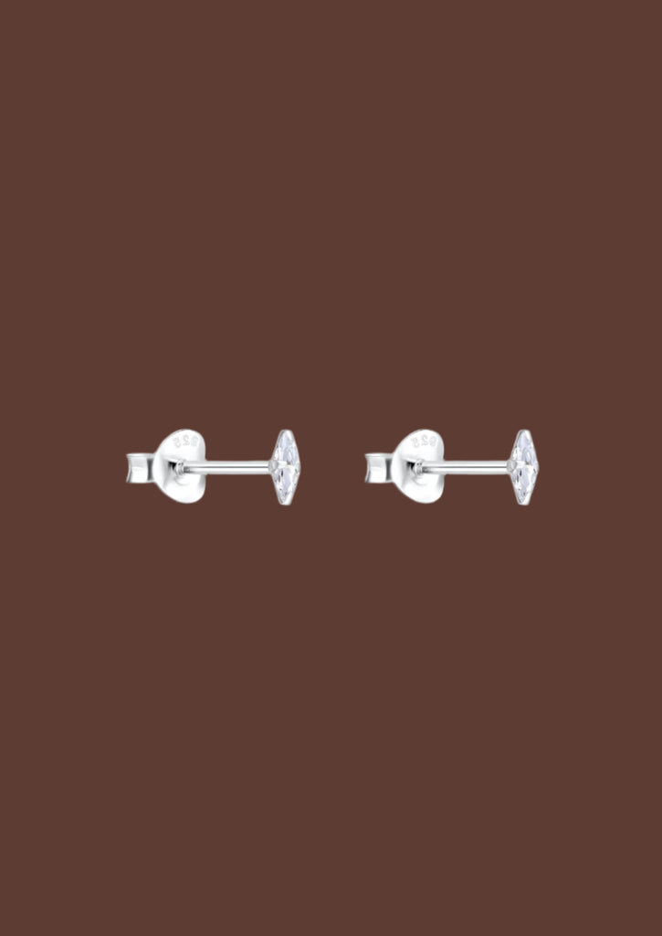 The Lucent Marquise Silver Stud Earrings - Molten Store