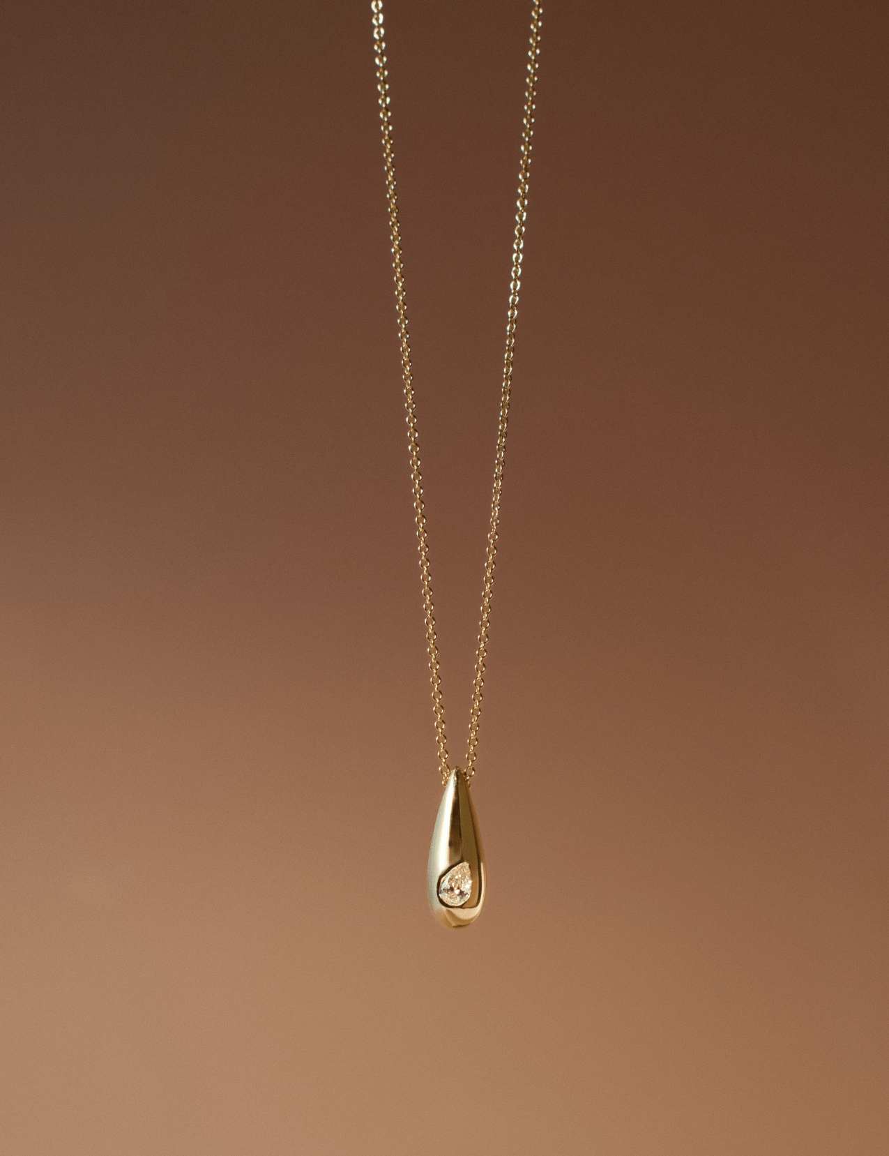 The Monae 9ct Gold Pear Diamond Necklace - Molten Store