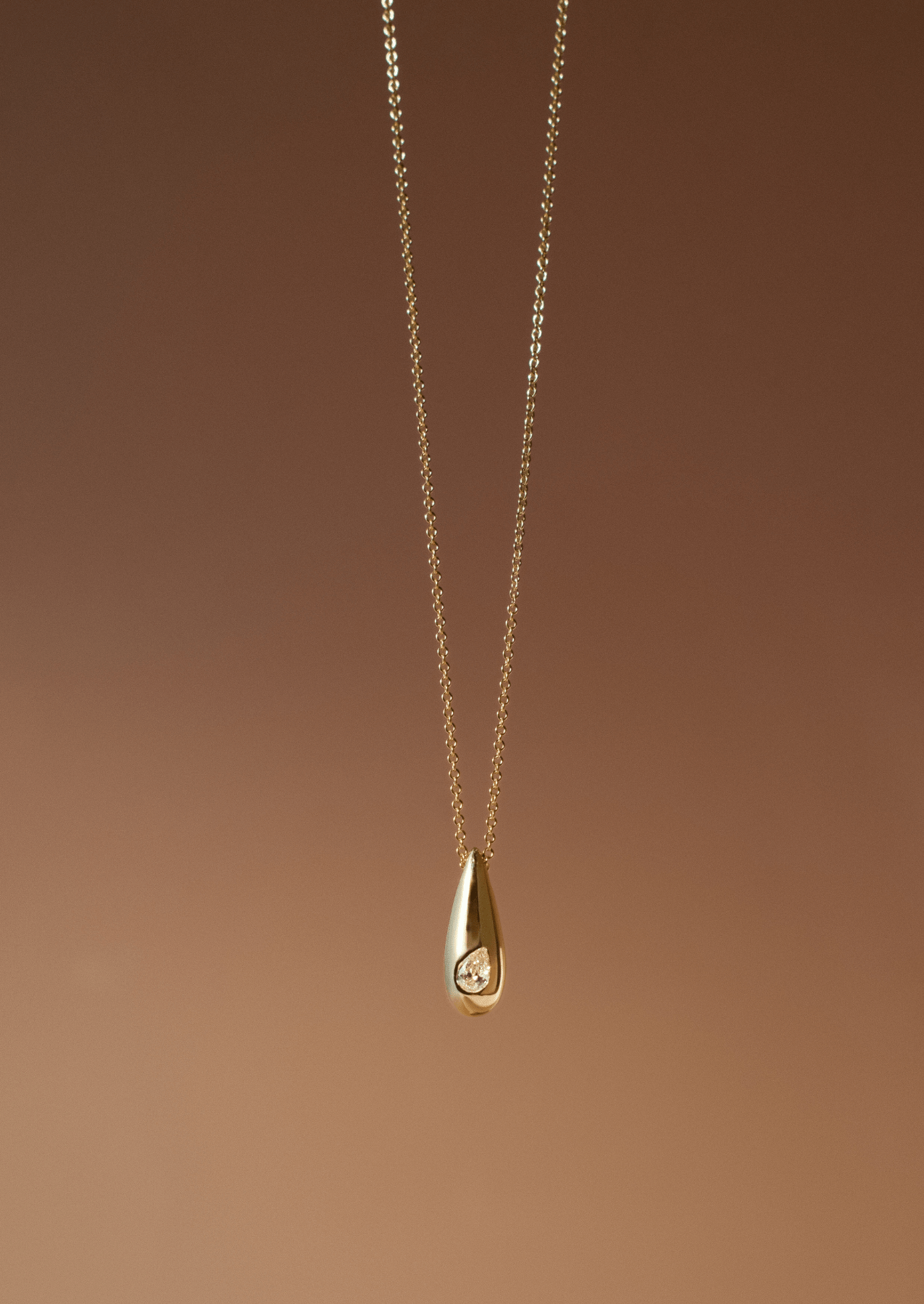 The Monae 9ct Gold Pear Diamond Necklace - Molten Store
