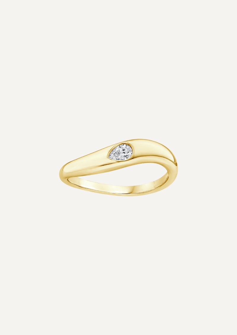 The Monae 9ct Gold Pear Diamond Ring