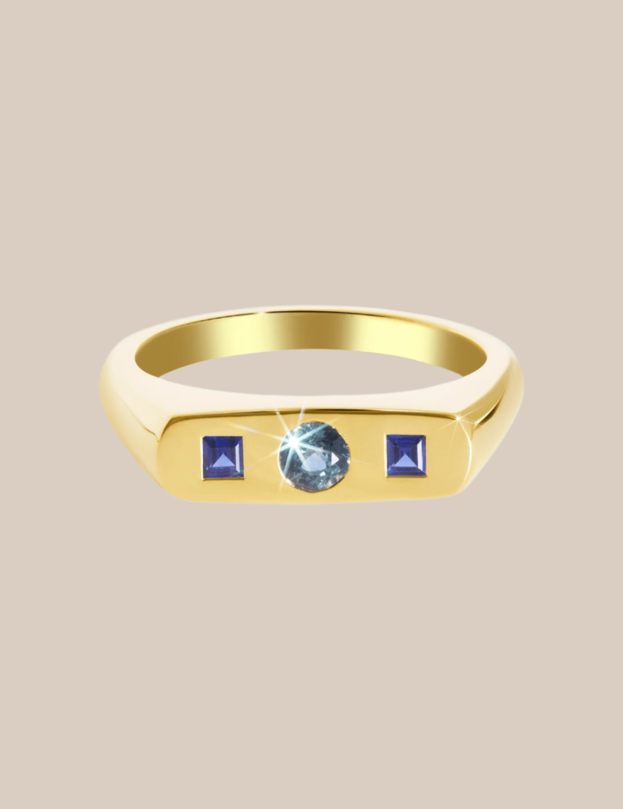 The Mosaic 18ct Yellow Gold Bar Signet Ring with Sapphire - Molten Store