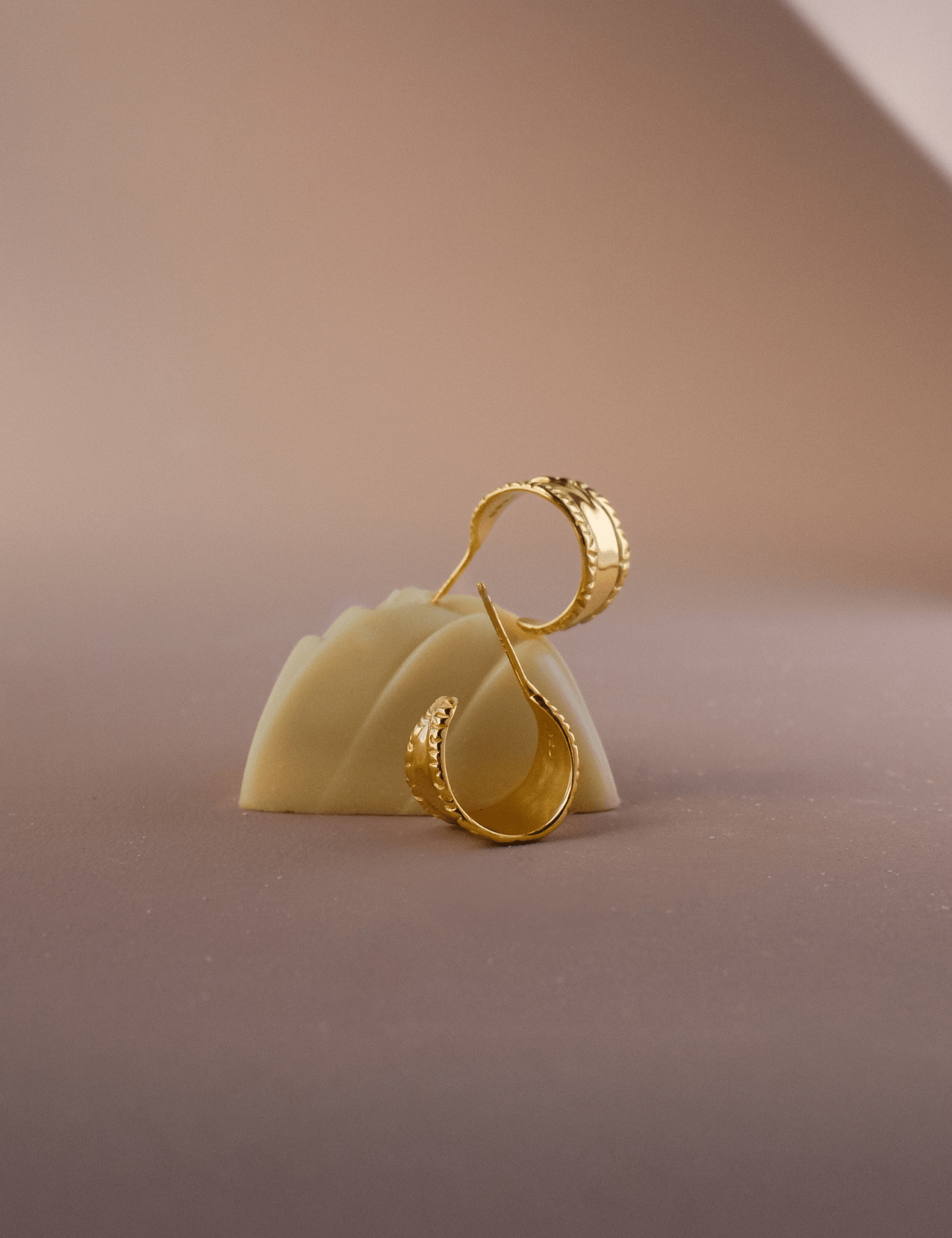 The Murmur 14ct Gold Vermeil Hoop Earrings - Molten Store