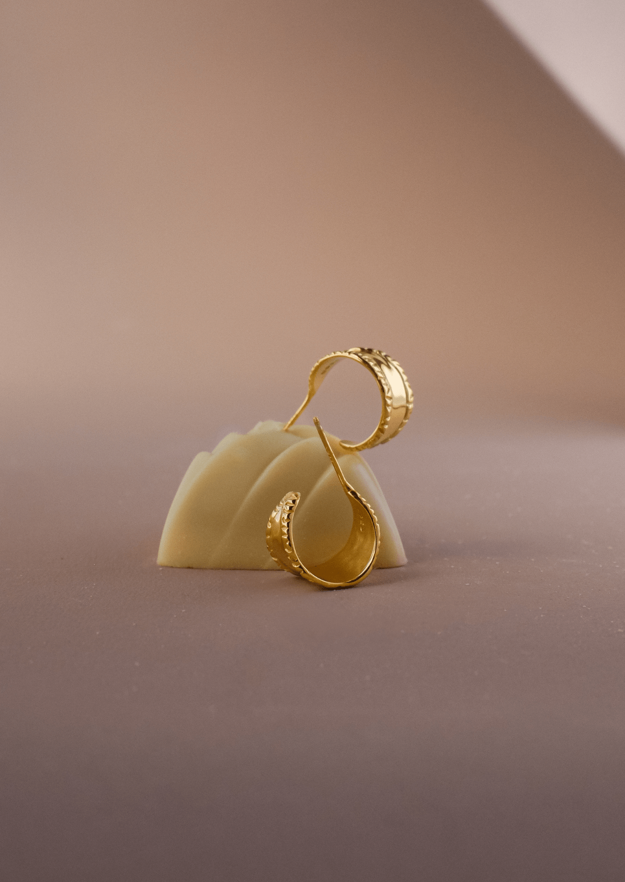 The Murmur 14ct Gold Vermeil Hoop Earrings - Molten Store