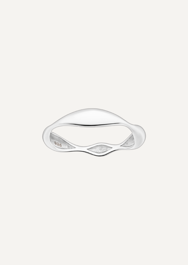 The Onda Ring in Sterling Silver