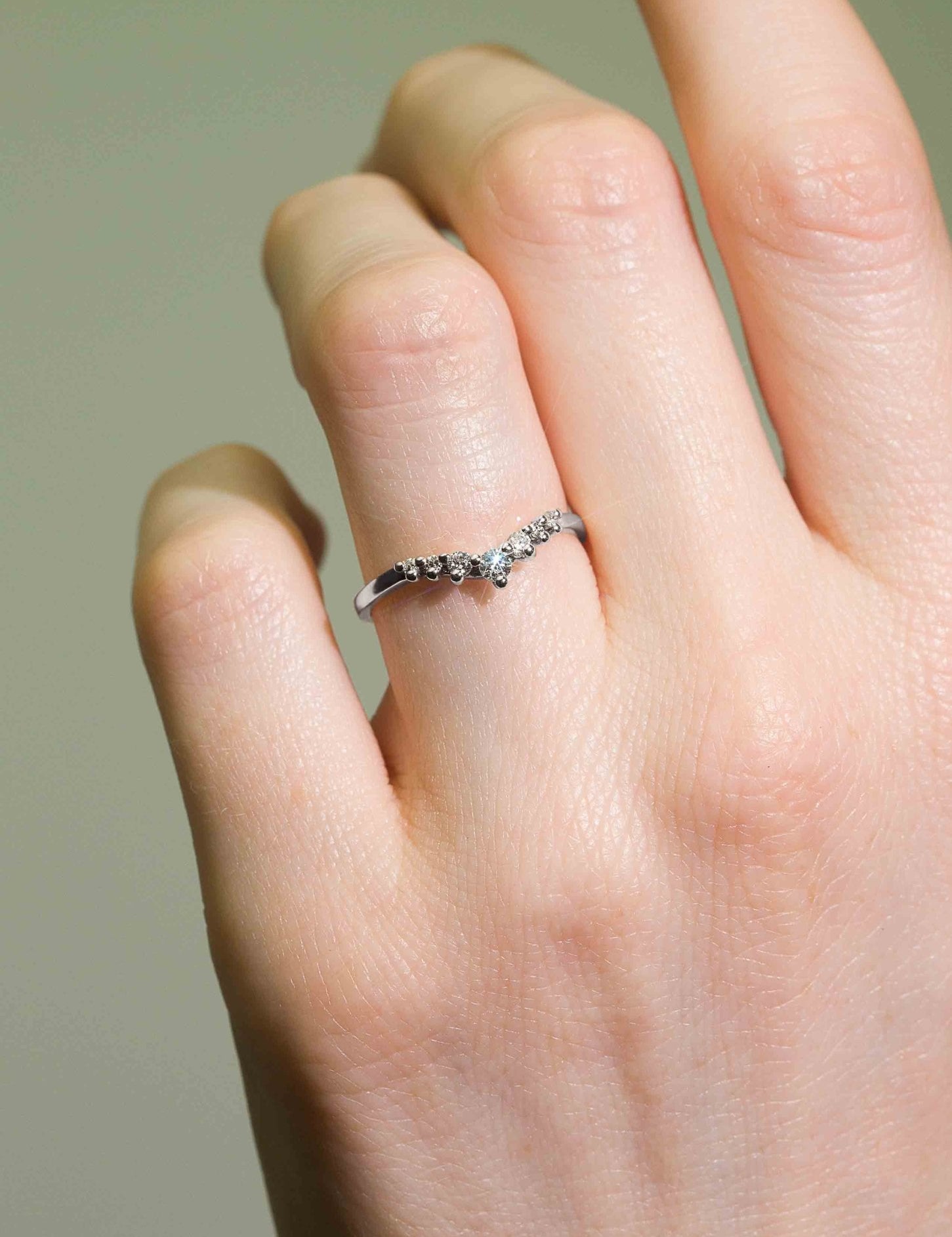 The Petal Diamond Curved Platinum Band - Molten Store