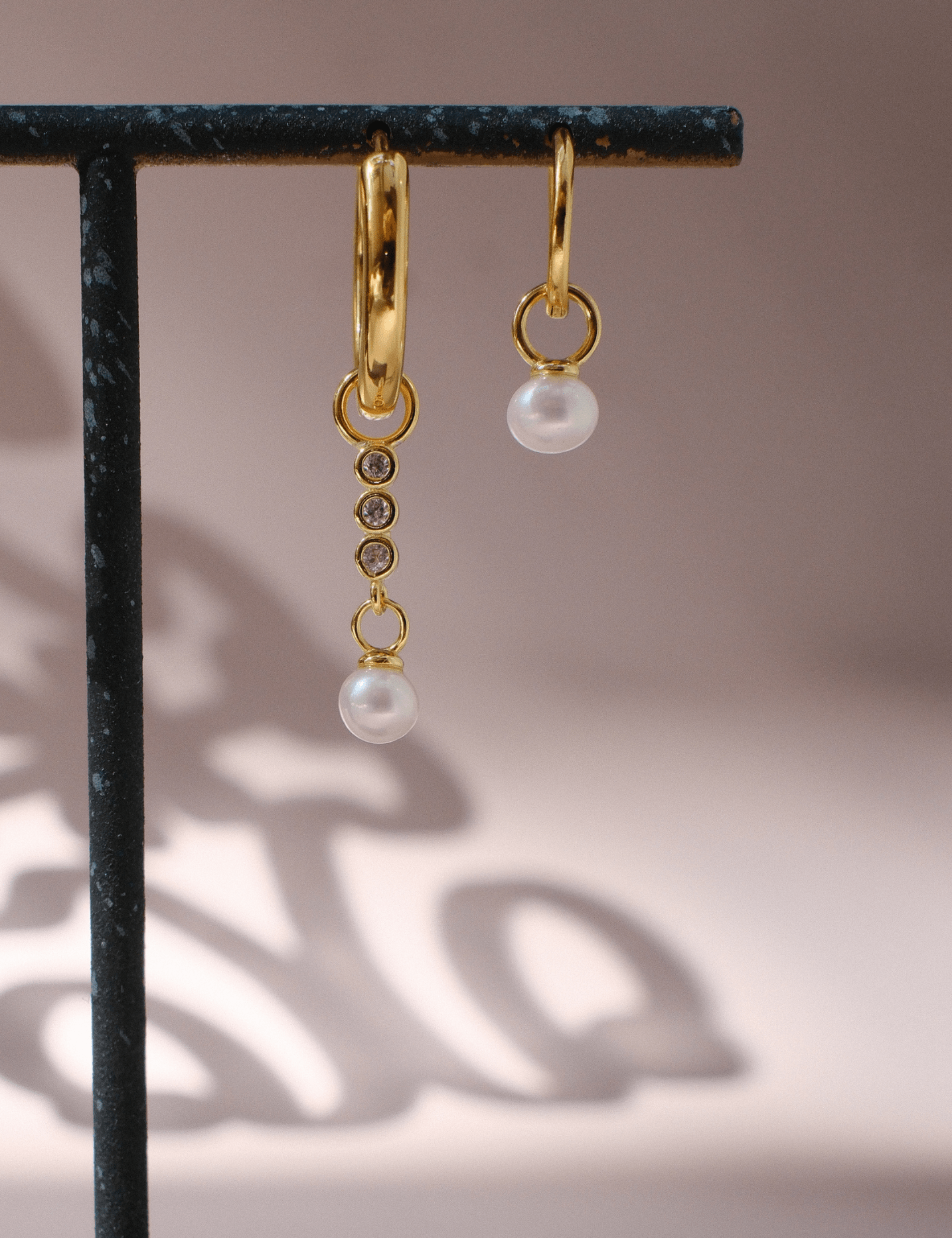 The Poise Gold Vermeil Pearl Earring Charm - Molten Store