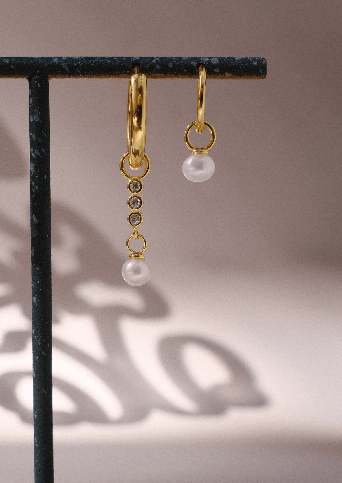 The Poise Gold Vermeil Pearl Earring Charm - Molten Store
