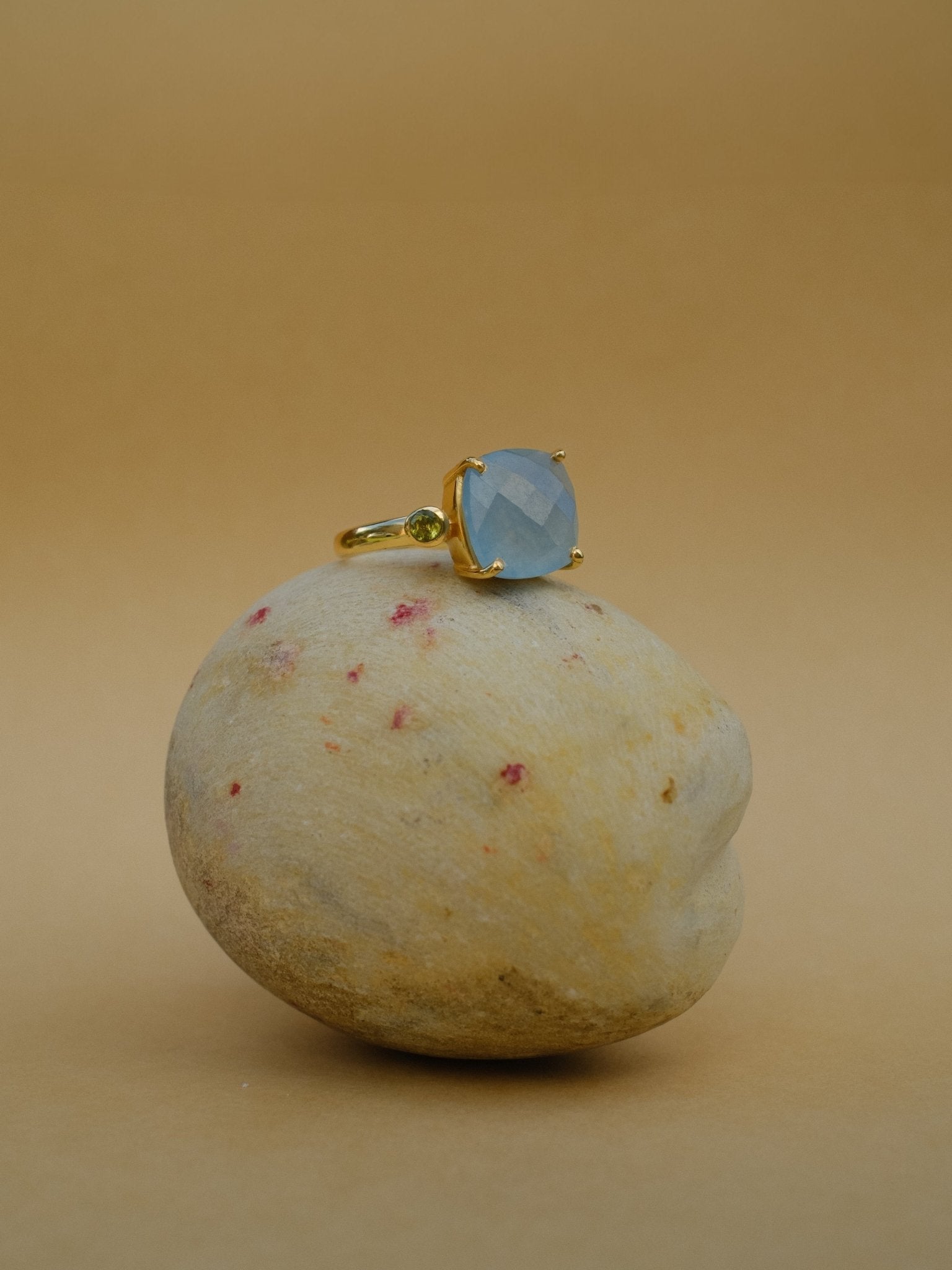 The Serenita Chalcedony & Peridot 18ct Gold Vermeil Ring - Molten Store