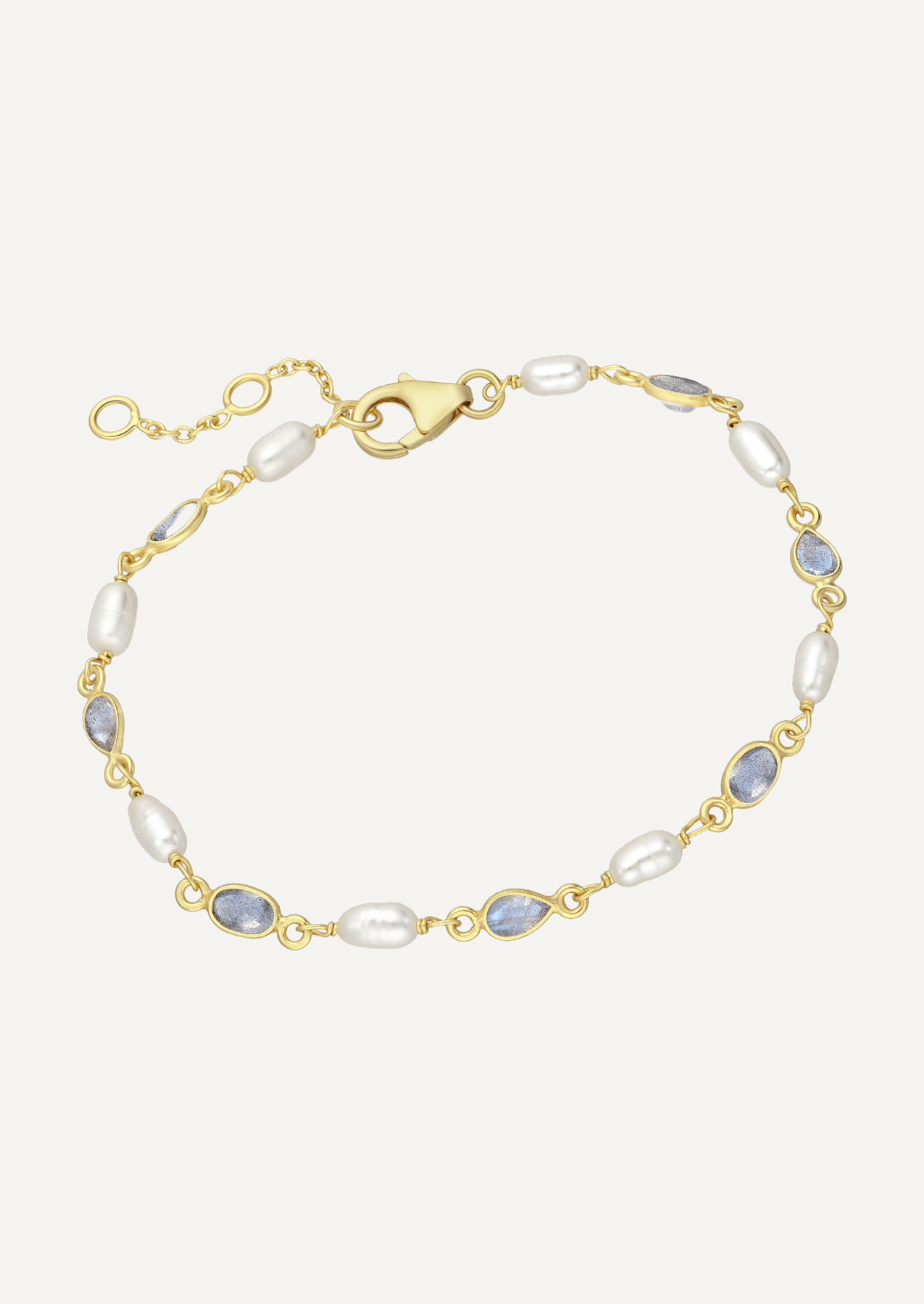 The Sora Bracelet with Labradorite and Freshwater Pearl - Molten Store