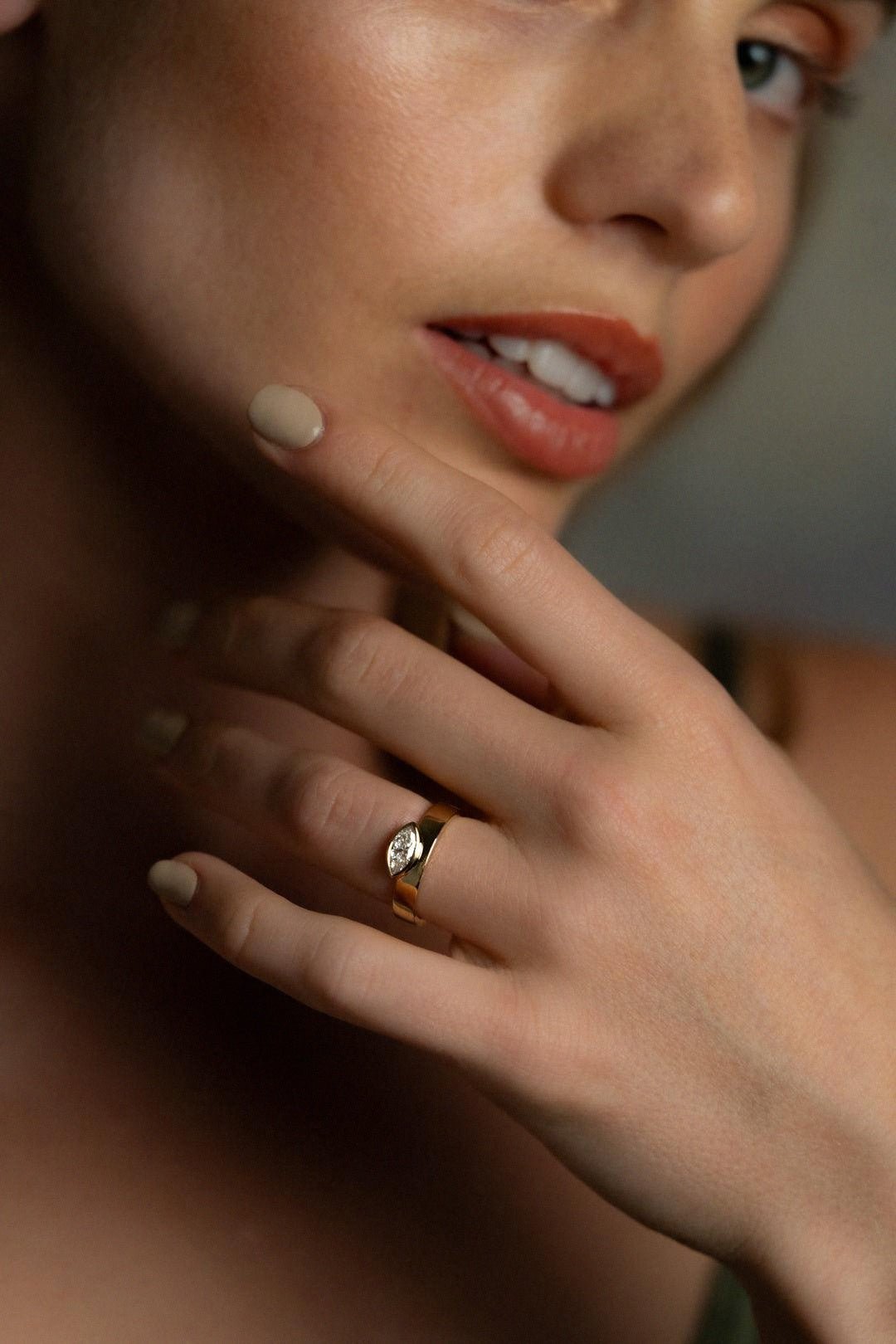 The Sylvie Solitaire Ring - Molten Store
