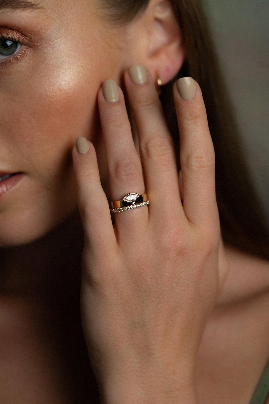 The Sylvie Solitaire Ring - Molten Store