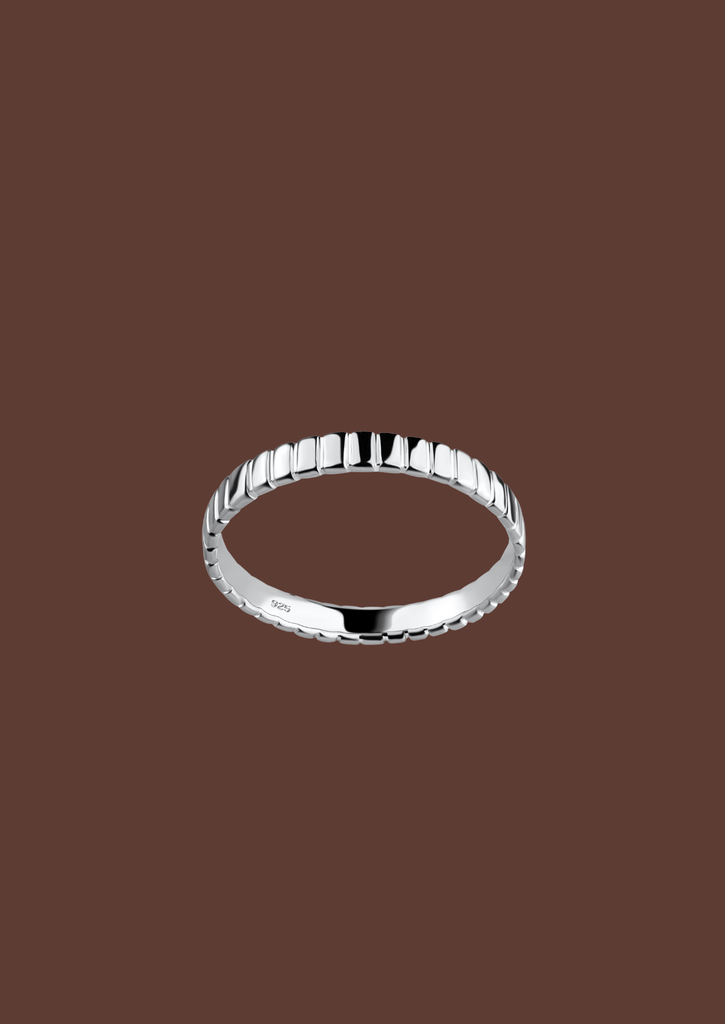 The Thread Sterling Silver Ring - Molten Store