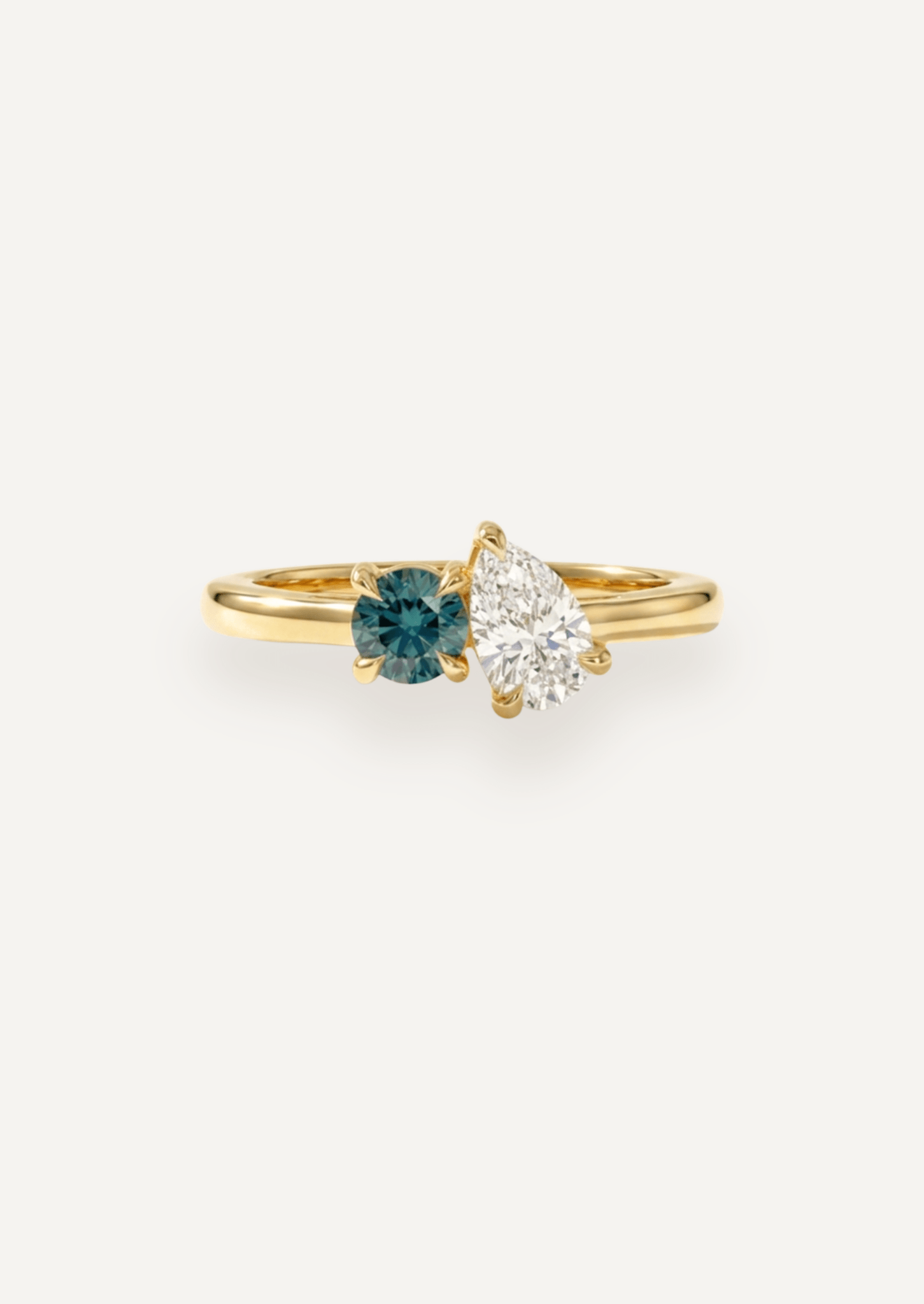 The Toi Et Moi Ring with 0.6ct Pear Cultured Diamond & 0.78ct Round Green Sapphire - Molten Store