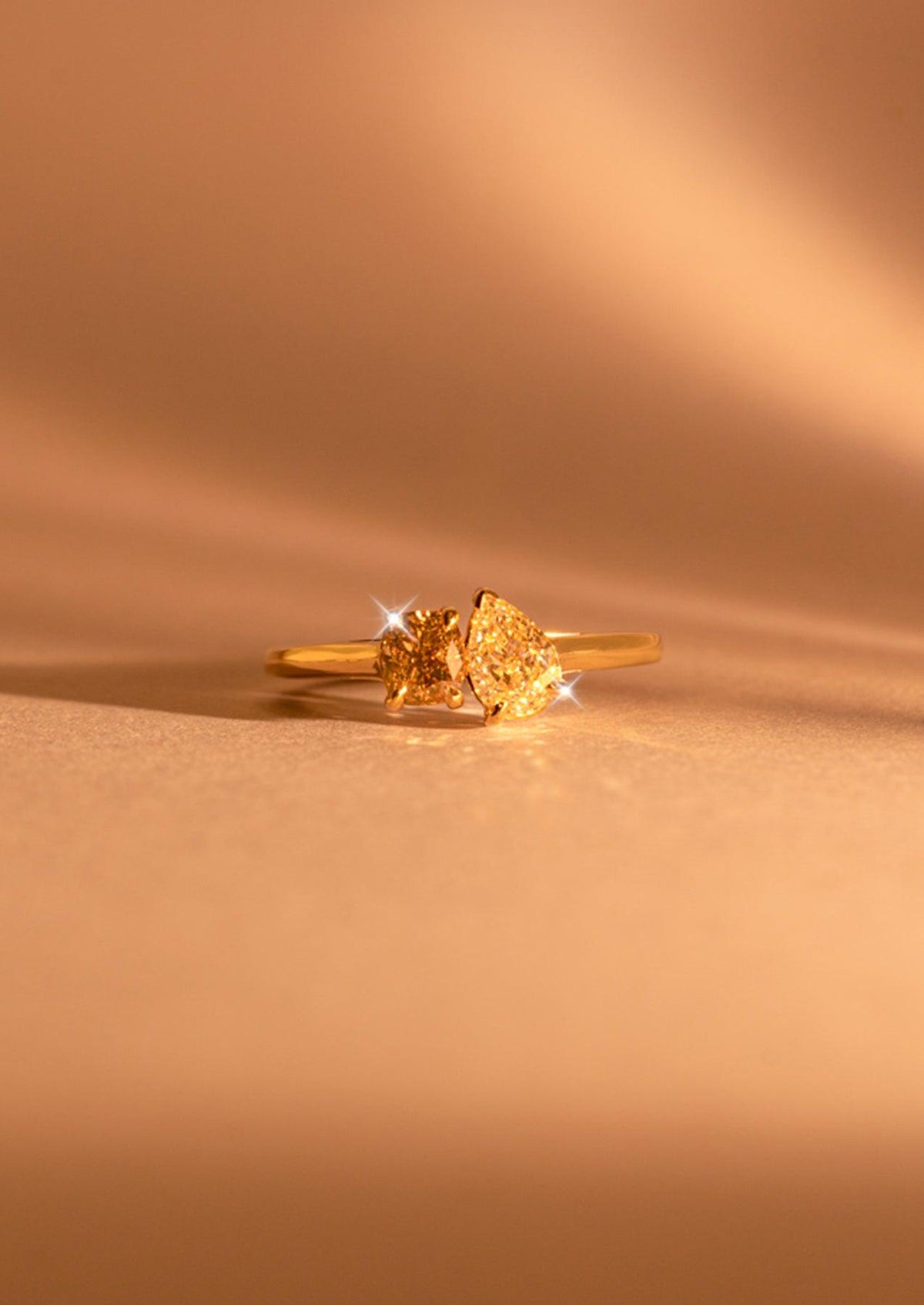 The Toi Et Moi Ring with Pear Yellow Diamond & Cushion Champagne Diamond design detail