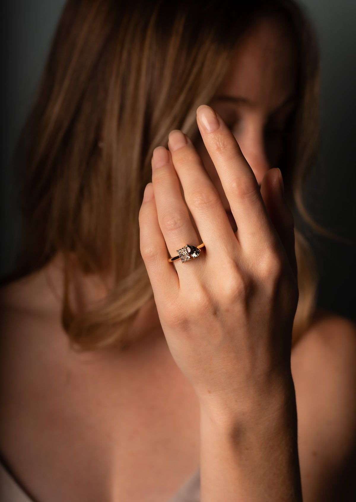 The Toi Et Moi Ring with Radiant Diamond & Pear Green Sapphire design detail