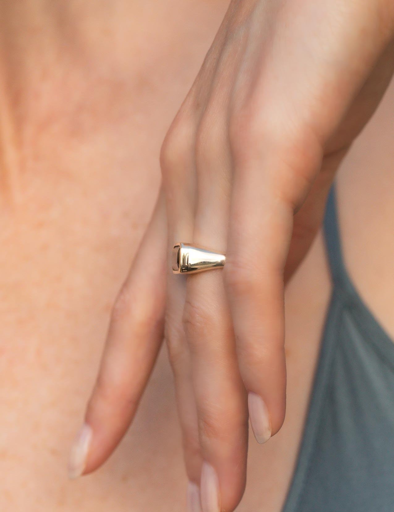 The Zara Ring with 2.66ct Moss Tourmaline - Molten Store