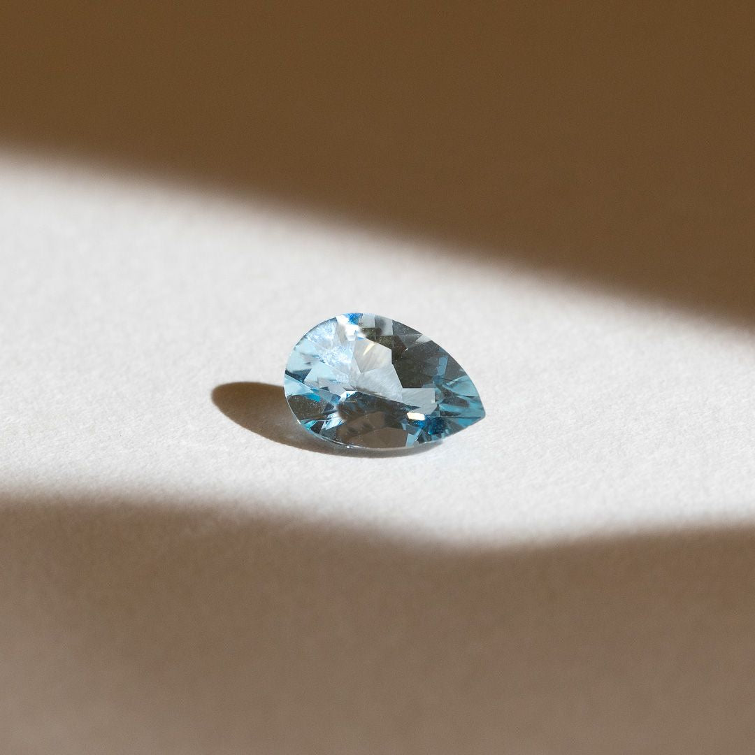 0.99ct Blue Pear Cut Aquamarine - Molten Store