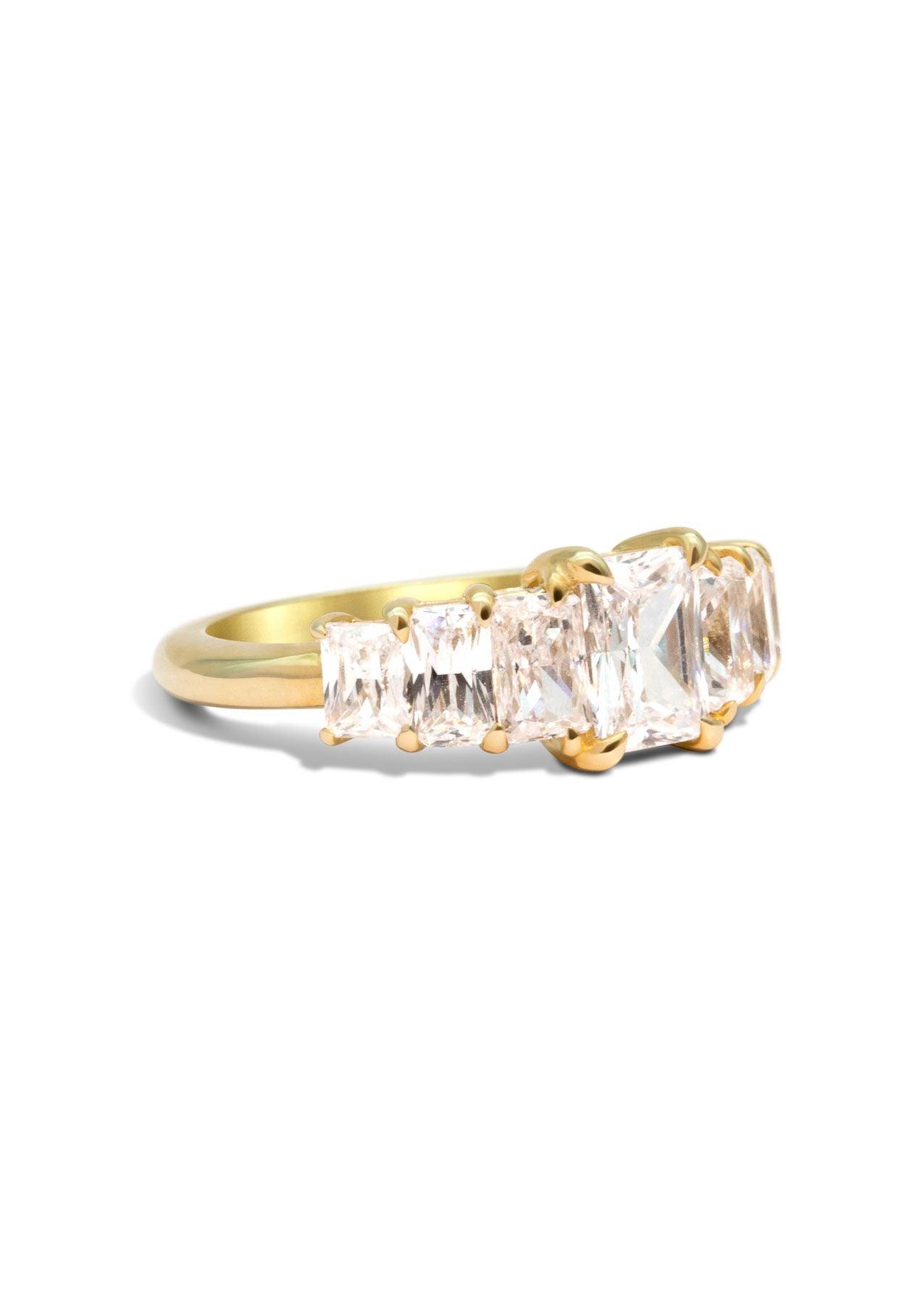 The Radiant Banks Yellow Gold Cultured Diamond Ring - Molten Store